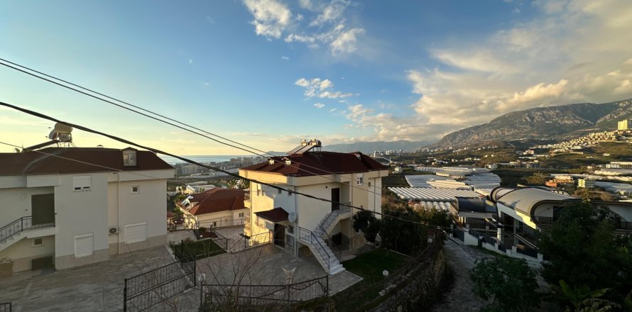 Квартира  1-х ком. в Аланье, Анталья, Турция №186978