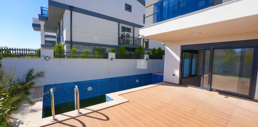 Квартира  3+1 в Муратпаше, Анталья, Турция №192429