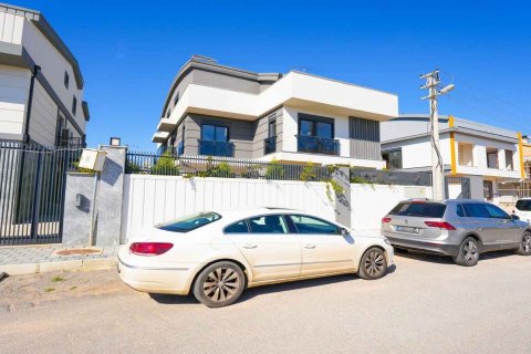 Продажа квартиры  в Муратпаше, Анталье, Турция 3+1, 200м2, №192429 – фото 21