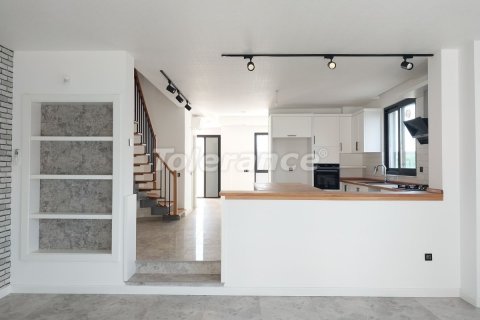 ویلا در  Antalya ، ترکیه 4 خوابه ، 148 متر مربع.  شماره 187168 - 9