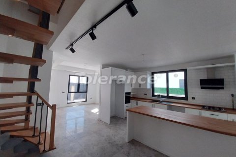 ویلا در  Antalya ، ترکیه 4 خوابه ، 148 متر مربع.  شماره 187168 - 16