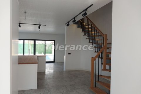 ویلا در  Antalya ، ترکیه 4 خوابه ، 148 متر مربع.  شماره 187168 - 18