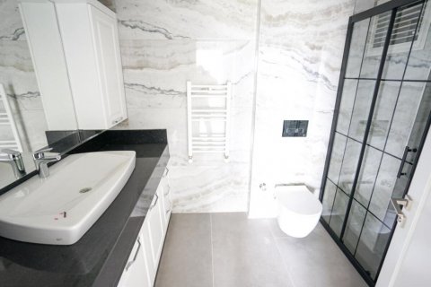 Продажа квартиры  в Анталье, Турция 5 комн., 150м2, №186273 – фото 15