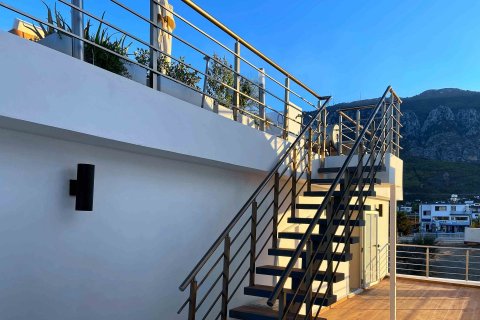 Leilighet  i Girne,  Nr. 211016 - 22