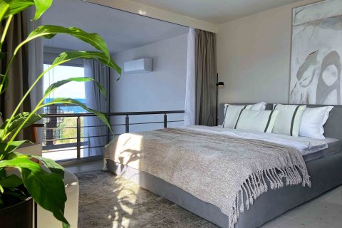 Leilighet  i Girne,  Nr. 211016 - 19