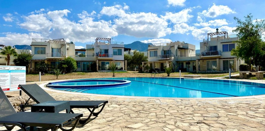 Квартира  3-х ком. в Эсентепе, Гирне, Северный Кипр №211022