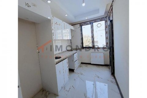 Продажа квартиры  в Бююкчекмедже, Стамбуле, Турция 2+1, 103м2, №191189 – фото 5