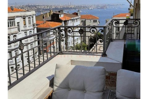Apartment for sale  in Beyoglu, Istanbul, Turkey, 3 bedrooms, 127m2, No. 184219 – photo 2