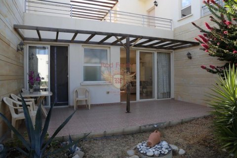 Apartment for sale  in Girne, Northern Cyprus, 2 bedrooms, 70m2, No. 187899 – photo 13