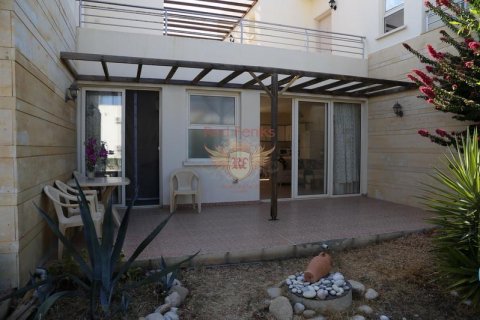 Apartment for sale  in Girne, Northern Cyprus, 2 bedrooms, 70m2, No. 187899 – photo 14