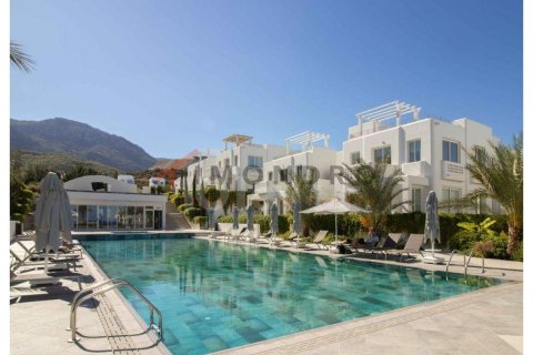 Apartment for sale  in Girne, Northern Cyprus, 2 bedrooms, 90m2, No. 185292 – photo 3