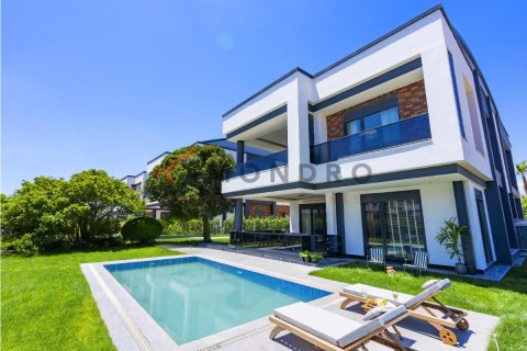 6+1 Villa  i Dosemealti, Antalya, Tyrkiet Nr. 185294 - 1