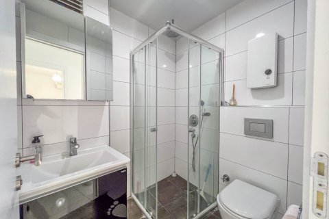 Apartment for sale  in Alanya, Antalya, Turkey, 1 bedroom, No. 185728 – photo 12