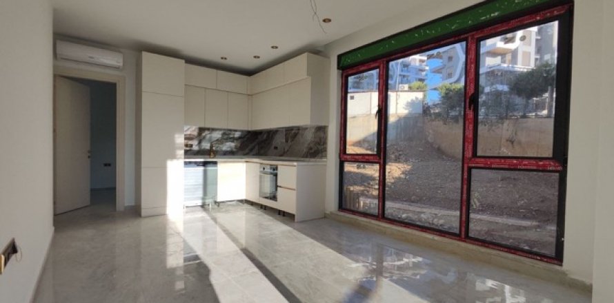 Квартира 1+1 в Анталье, Турция №189284