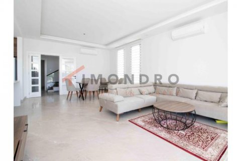 Продажа виллы  в Чаталкое, Гирне, Северный Кипр 4+1, 180м2, №192132 – фото 9