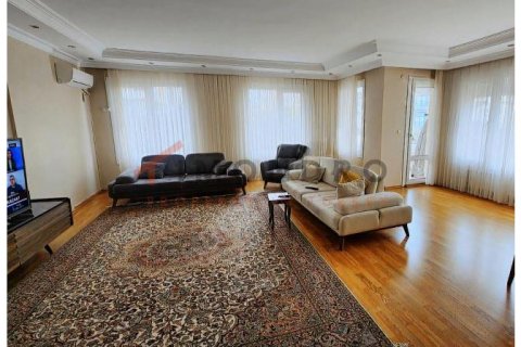 Продажа квартиры  в Бакыркей, Стамбуле, Турция 2+1, 140м2, №191211 – фото 2