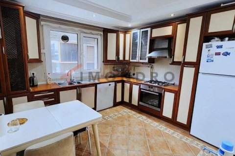 Продажа квартиры  в Бакыркей, Стамбуле, Турция 2+1, 140м2, №191211 – фото 11