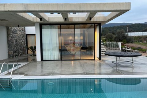 ویلا در  Girne ، ترکیه 4 خوابه ، 183 متر مربع.  شماره 187753 - 16