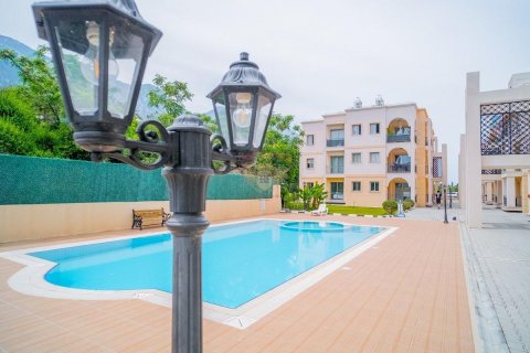 آپارتمان در  Girne ، امارات متحده عربی 3 خوابه ، 100 متر مربع.  شماره 187750 - 22