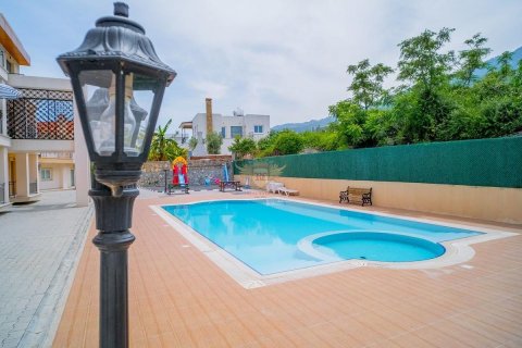 آپارتمان در  Girne ، امارات متحده عربی 3 خوابه ، 100 متر مربع.  شماره 187750 - 18