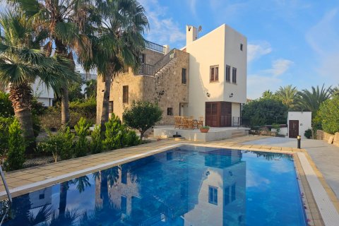 Villa  i Girne,  Nr. 211026 - 1