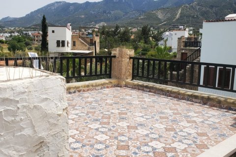 Villa  i Girne,  Nr. 211026 - 24