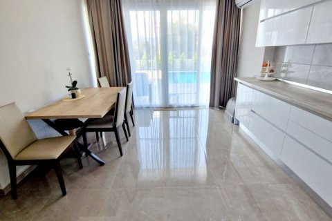 Villa for sale  in Girne, Northern Cyprus, 200m2, No. 211028 – photo 6