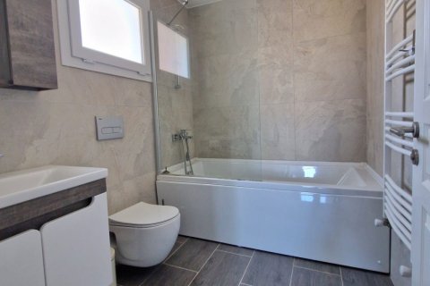 Villa for sale  in Girne, Northern Cyprus, 200m2, No. 211028 – photo 14