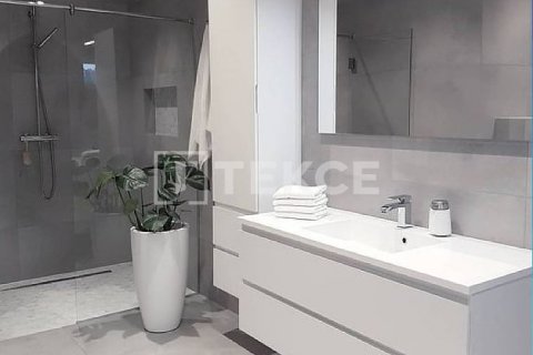 Продажа квартиры в Стамбуле, Турция 4+1, 120м2, №193131 – фото 9