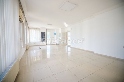 Продажа квартиры  в Анталье, Турция 3+1, 190м2, №193624 – фото 4