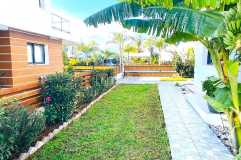 Продажа виллы  в Фамагусте, Северный Кипр 3+1, 300м2, №193629 – фото 4