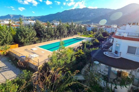 3+1 Lejlighed  i Girne,  Nr. 190712 - 2