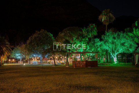 Продажа отеля  в Мармарисе, Мугле, Турция, 11000м2, №193482 – фото 11