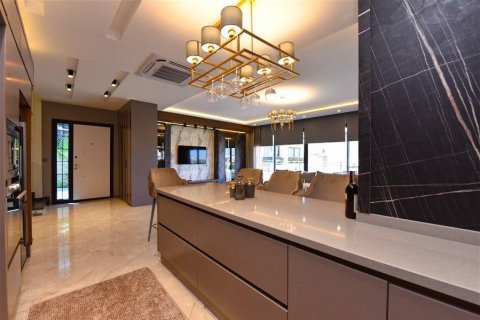 Продажа виллы  в Анталье, Турция 5 комн., 440м2, №191275 – фото 6