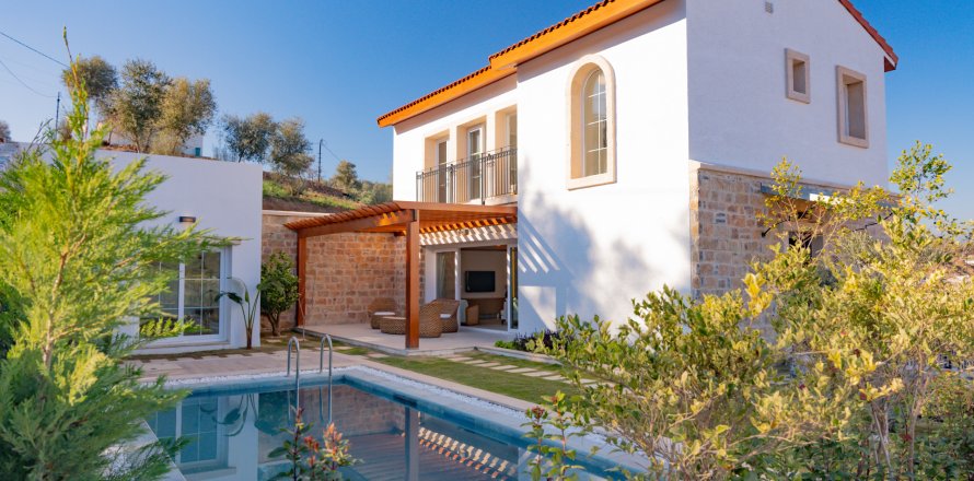 2+1 Villa  i Bodrum, Mugla, Tyrkiet Nr. 182115