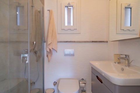 2+1 Villa  i Bodrum, Mugla, Tyrkiet Nr. 182115 - 20