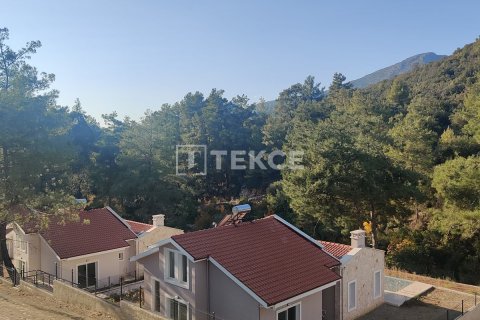فيلا في  Fethiye 4 غرفة نوم ، 240 متر مربع . ر قم 182531 - 4