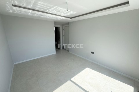 Daire  1+1  Kuşadası, Aydın, Türkiye №193319 - 13