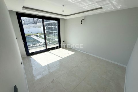 Daire  1+1  Kuşadası, Aydın, Türkiye №193319 - 12