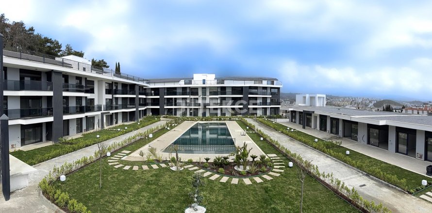 Daire  1+1  Kuşadası, Aydın, Türkiye №193319