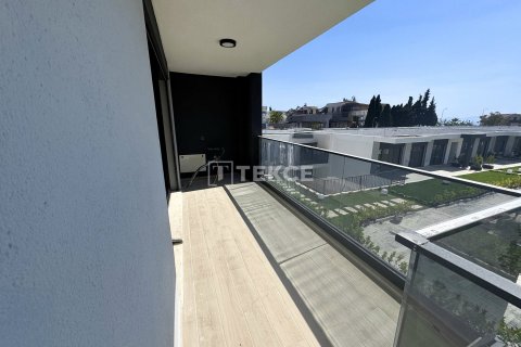 Daire  1+1  Kuşadası, Aydın, Türkiye №193319 - 18