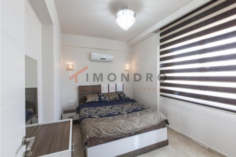 شقة في  Erdemli 2 غرفة نوم ، 111 متر مربع . ر قم 186903 - 13