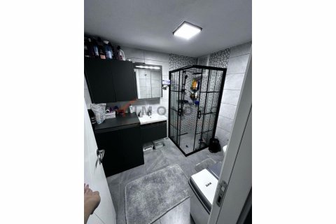 Продажа квартиры  в Бююкчекмедже, Стамбуле, Турция 1+3, 200м2, №190468 – фото 15