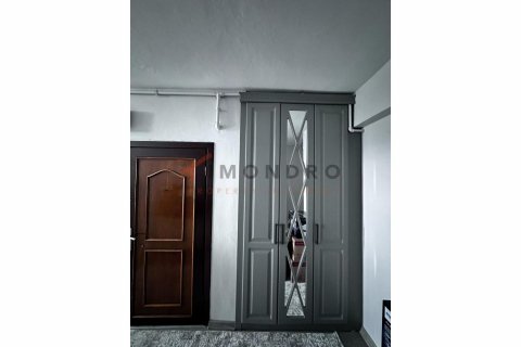 Продажа квартиры  в Бююкчекмедже, Стамбуле, Турция 1+3, 200м2, №190468 – фото 7