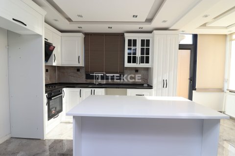 5+1 Villa  in Mezitli, Mersin, Türkei Nr. 194051 - 16