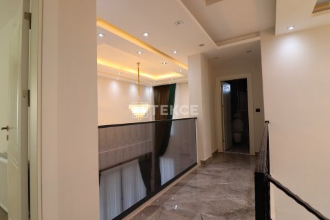 5+1 Villa  in Mezitli, Mersin, Türkei Nr. 194051 - 30