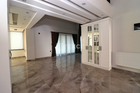 5+1 Villa  in Mezitli, Mersin, Türkei Nr. 194051 - 10