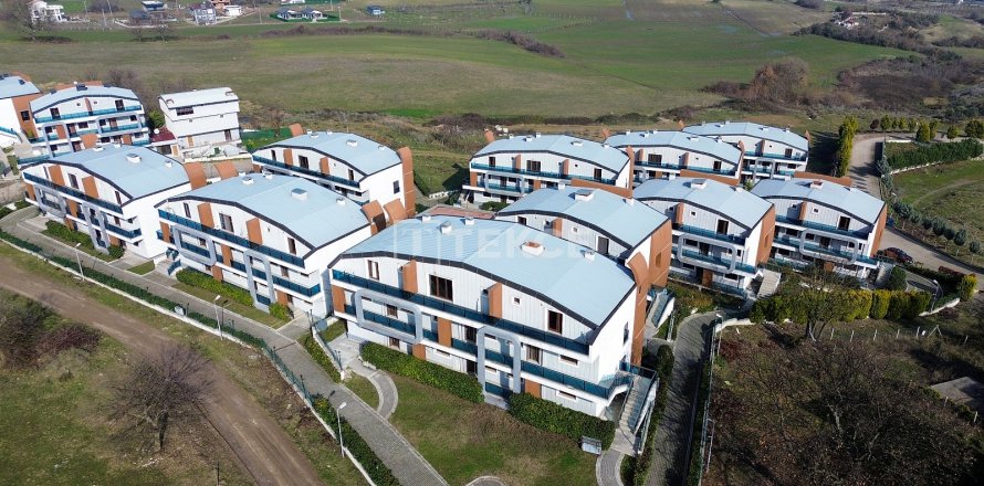 4+1 Lejlighed  i Yalova, Tyrkiet Nr. 183592