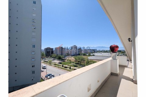 Продажа квартиры  в Анталье, Турция 4+1, 220м2, №192622 – фото 16