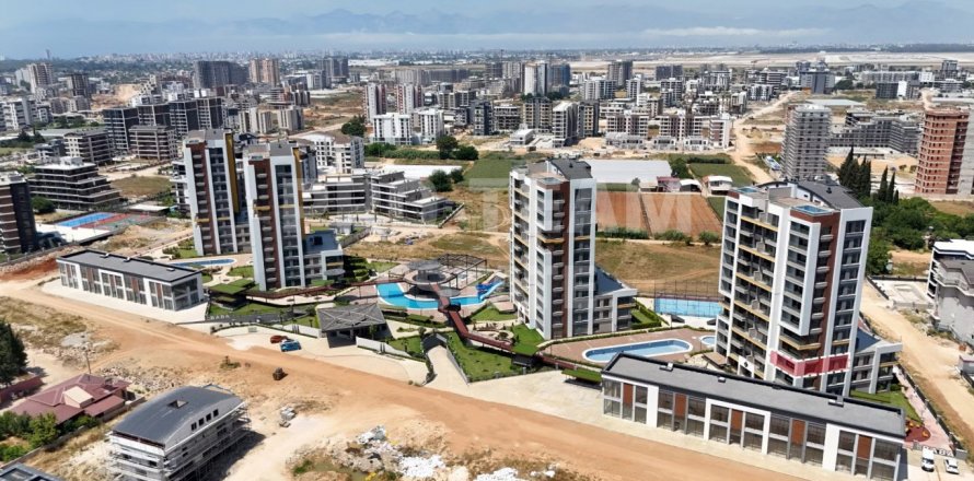 Квартира  3-х ком. в Алтынташа, Анталья, Турция №192719